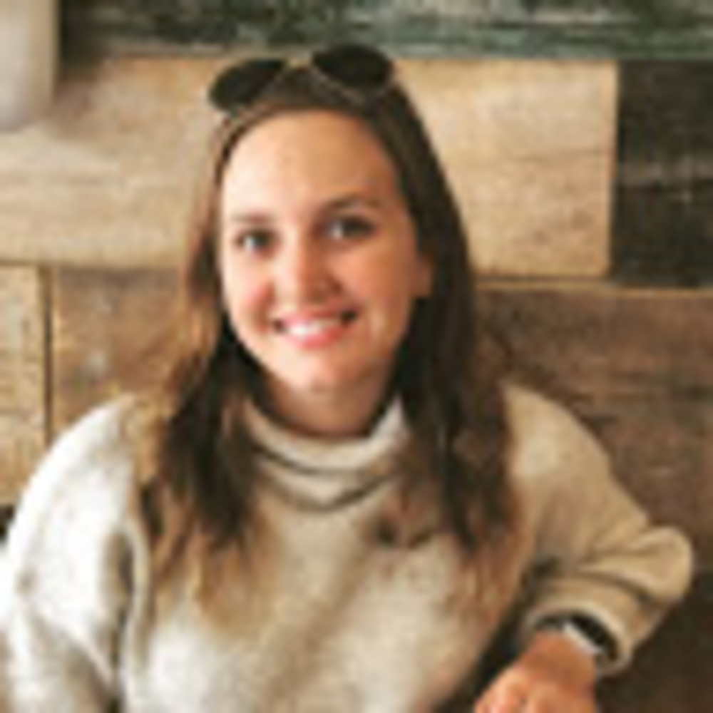 Meet your Posher, Claire